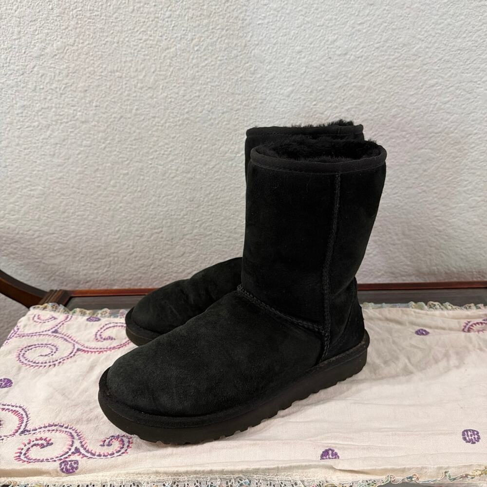 Ugg Black Classic Low Boots Size 8